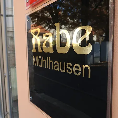 Luxus Rabe Hostel