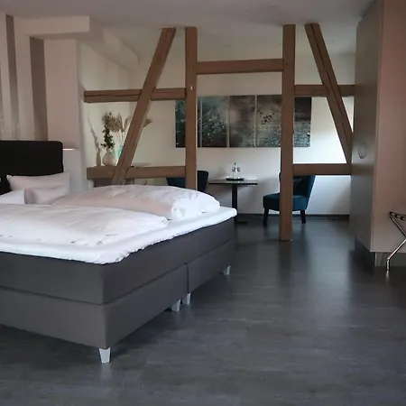 Luxus Rabe * Muehlhausen (Thuringia)