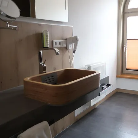 Luxus Rabe * Muehlhausen (Thuringia)