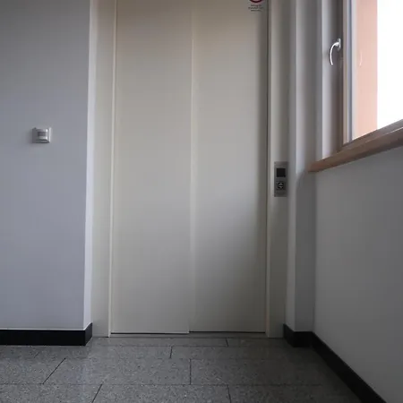 Luxus Rabe Hostel Muehlhausen (Thuringia)