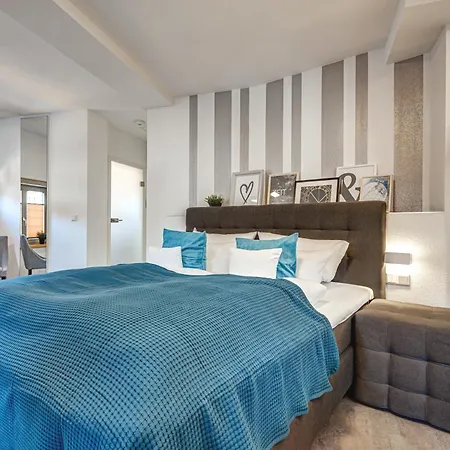 Luxus Rabe * Mühlhausen